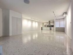 Garden Apartment (D10), Apartment #594177981